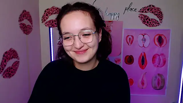 MissAriaa online show from 10-28-25, 07:35