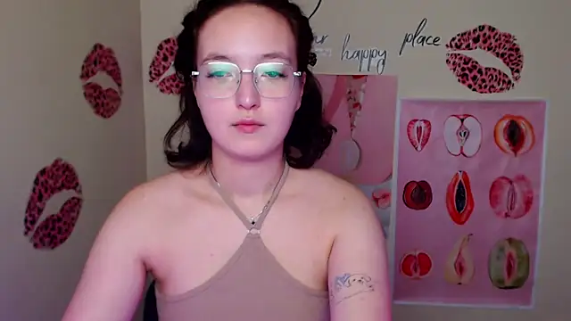 MissAriaa online show from 10-31-25, 08:00