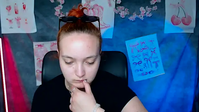 MissAriaa online show from 06-20-26, 12:21
