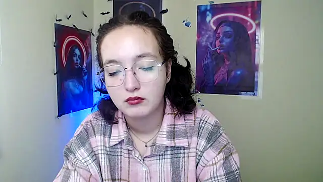 MissAriaa online show from 11-20-25, 07:20