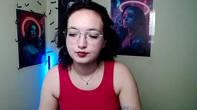 MissAriaa online show from 10-27-25, 01:23