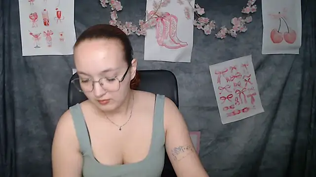 MissAriaa online show from 06-15-26, 05:51