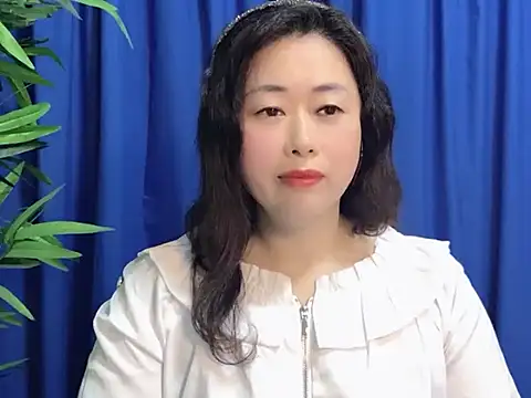 Snapshot of yaoyao22678 chatting on 10-26-25, 04:02 yaoyao22678 online show from 10-26-25, 04:02