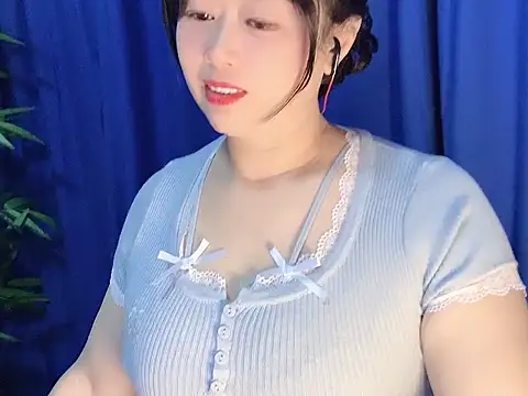 yaoyao22678 online show from 11-18-25, 02:38