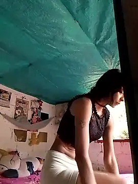 Tinaa18Love online show from 11-20-25, 04:07