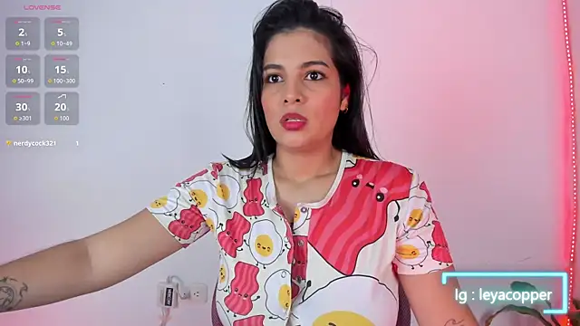 Snapshot of Leyacopper_ chatting on 06-29-26, 11:48 Leyacopper online show from 06-29-26, 11:48