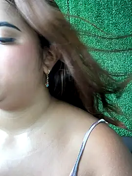 RileyFlame online show from 12-19-25, 02:41