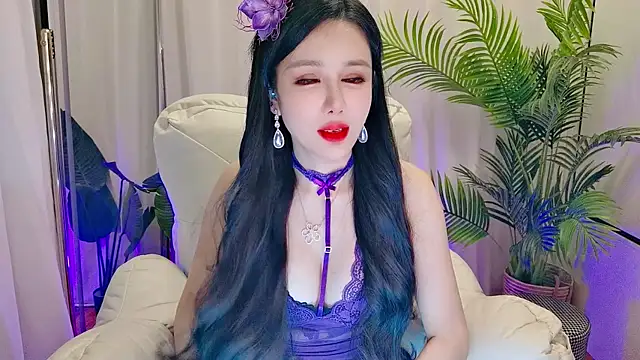 Vv123668 online show from 11-11-25, 02:01