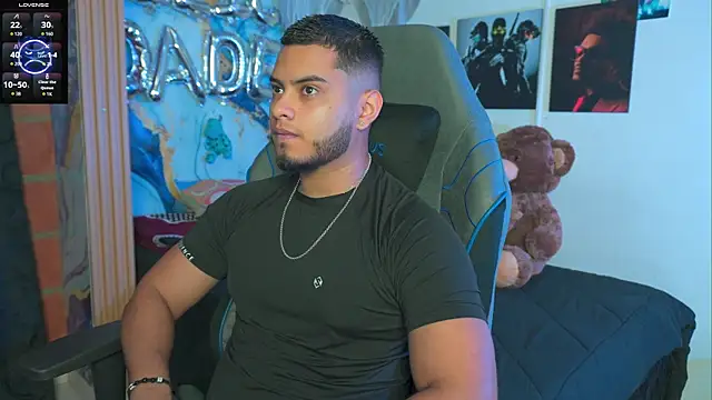 Tiler wolker online show from 02-05-26, 03:57