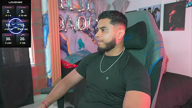 Tiler wolker online show from 03-30-26, 09:05