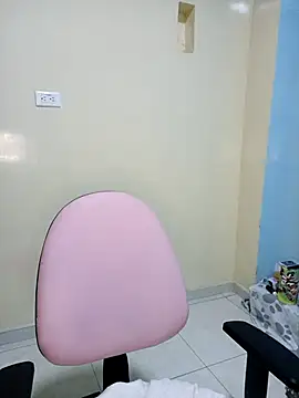 Esmeralda 546 online show from 11-07-25, 08:02