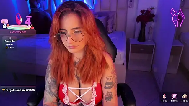 Snapshot of catalehia_moonlightt chatting on 05-06-26, 12:20 catalehia moonlightt online show from 05-06-26, 12:20