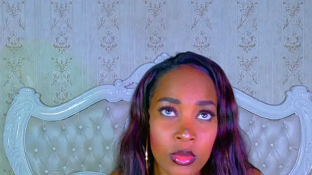 Snapshot of Kelly_Swift chatting on 02-11-26, 03:28 Kelly Swift online show from 02-11-26, 03:28