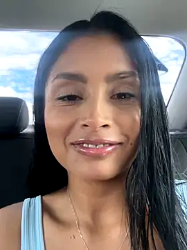 saragrey77 online show from 11-16-25, 04:01