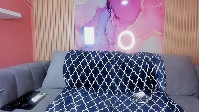 NhoanBrunette online show from 11-18-25, 12:30