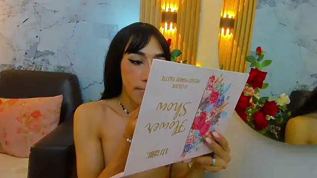 Nayla Monroee online show from 11-15-25, 08:13