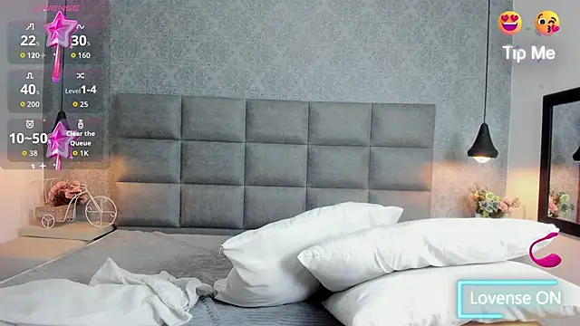 Luna Bella3 online show from 12-14-25, 09:59