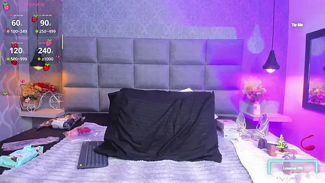 Luna Bella3 online show from 01-15-26, 10:51