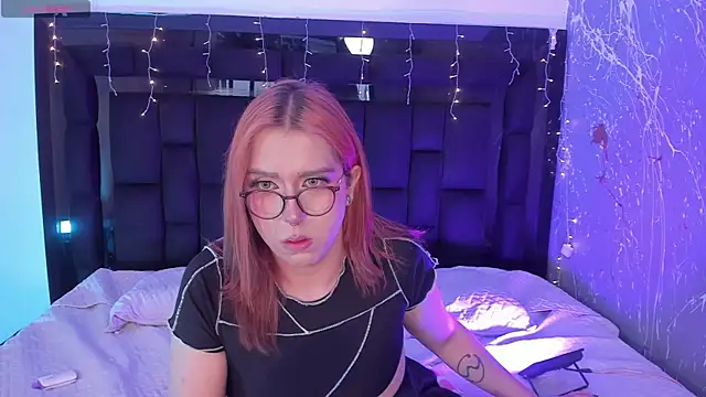 Snapshot of JanneBlossom_ chatting on 12-19-25, 09:50 JanneBlossom online show from 12-19-25, 09:50