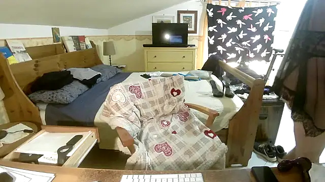 Sissypat53 online show from 04-13-26, 08:29