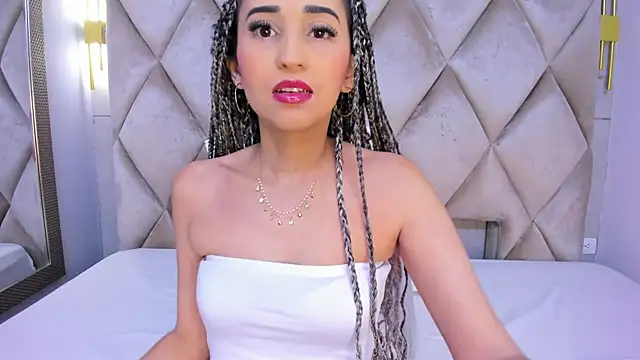 violett rabbit  online show from 12-15-25, 08:03