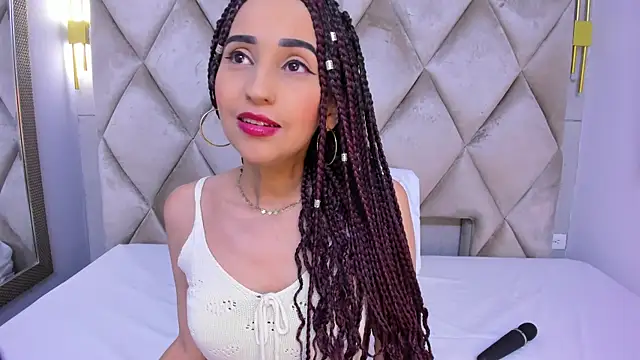 Snapshot of violett_rabbit_ chatting on 02-06-26, 08:05 violett rabbit online show from 02-06-26, 08:05