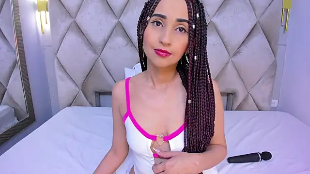 Snapshot of violett_rabbit_ chatting on 02-05-26, 08:15 violett rabbit online show from 02-05-26, 08:15