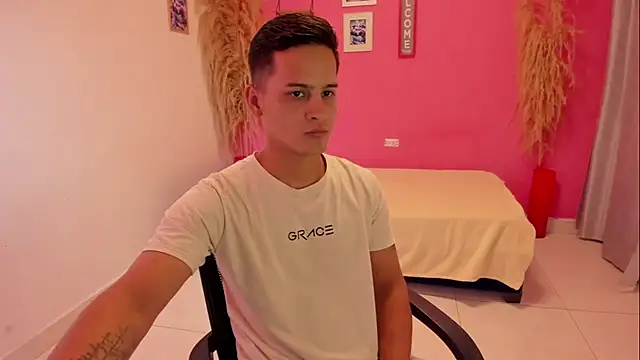 elmasmas01 online show from 11-15-25, 09:08