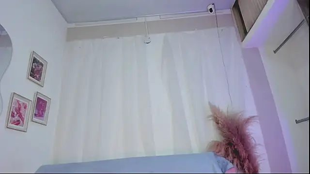 Sweetiee Aurora online show from 11-27-25, 08:20