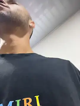 Hot2gether69 online show from 10-31-25, 03:41