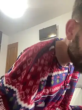 Snapshot of Dondeloquieras4 chatting on 02-11-26, 03:01 Dondeloquieras4 online show from 02-11-26, 03:01