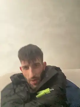 Snapshot of Dondeloquieras4 chatting on 02-25-26, 02:28 Dondeloquieras4 online show from 02-25-26, 02:28