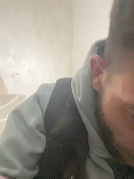 Snapshot of Dondeloquieras4 chatting on 03-01-26, 01:38 Dondeloquieras4 online show from 03-01-26, 01:38