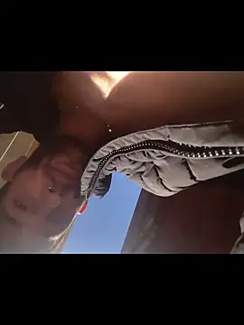 Snapshot of Dondeloquieras4 chatting on 02-26-26, 10:04 Dondeloquieras4 online show from 02-26-26, 10:04