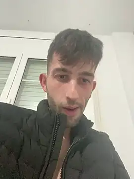 Snapshot of Dondeloquieras4 chatting on 02-19-26, 10:29 Dondeloquieras4 online show from 02-19-26, 10:29