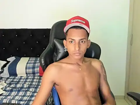 Andrea leo10 online show from 01-08-26, 08:20