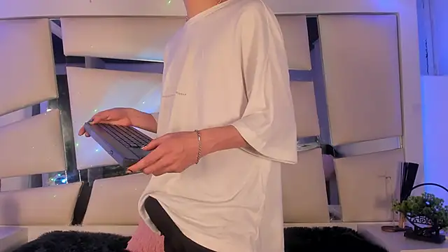 Genesis ask online show from 11-30-25, 05:08