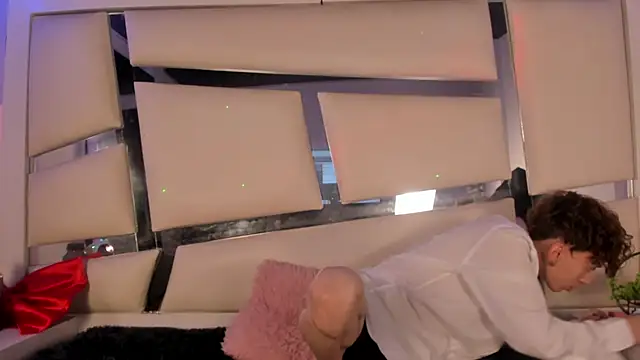 Genesis ask online show from 12-05-25, 04:44