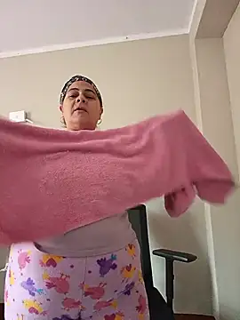 Snapshot of Angie_milf50 chatting on 07-03-26, 05:08 Angie milf50 online show from 07-03-26, 05:08
