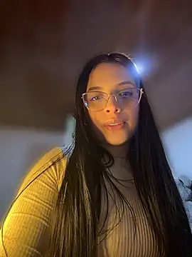 Snapshot of Im_Saraaaa chatting on 07-16-26, 03:03 Im Saraaaa online show from 07-16-26, 03:03