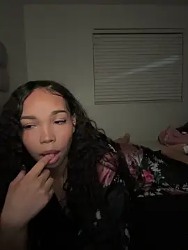 Snapshot of nikkiloveee chatting on 02-14-26, 05:18 nikkiloveee online show from 02-14-26, 05:18