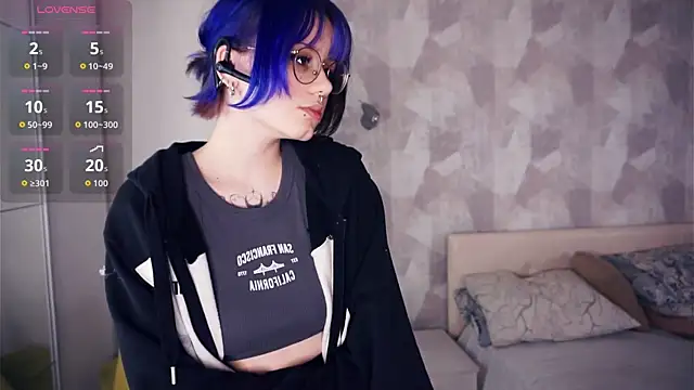 KellePourier online show from 11-16-25, 06:45