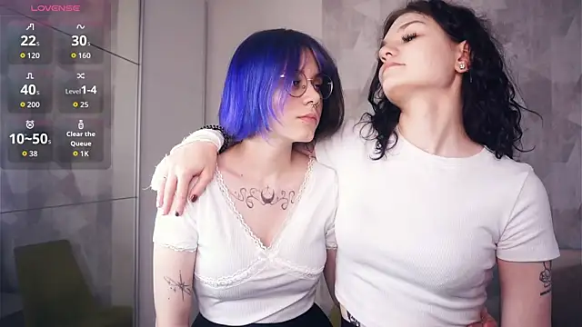 KellePourier online show from 11-21-25, 07:35