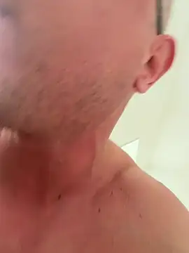 PolishBoy1995 online show from 05-11-26, 02:18