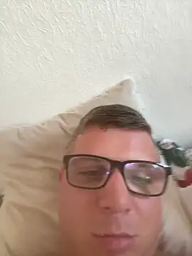 PolishBoy1995 online show from 05-25-26, 04:06