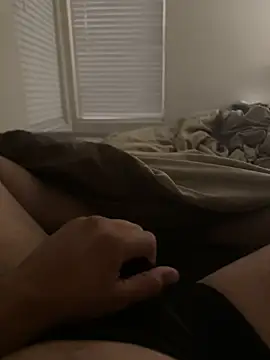 Snapshot of Ulkht chatting on 02-08-26, 10:13 Ulkht online show from 02-08-26, 10:13