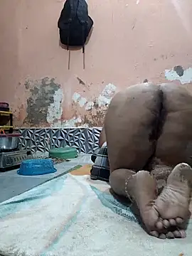 CUTE-GIRL-1 online show from 04-01-26, 05:21