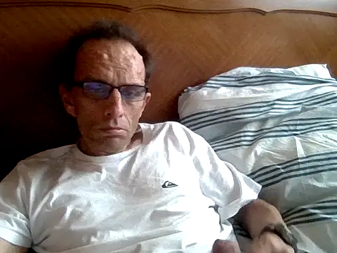 Snapshot of mecchauddu60 chatting on 10-26-25, 07:20 mecchauddu60 online show from 10-26-25, 07:20