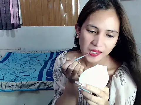 prettysam9 online show from 04-13-26, 04:38