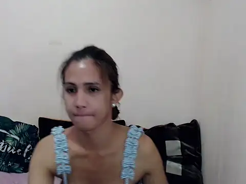 prettysam9 online show from 12-17-25, 07:46